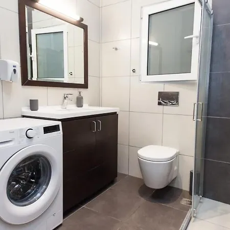 Elegant Urban Escape 1 Bd Apt In Kolonaki * אתונה